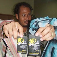 Ribuan Baju Benhill Palsu Disita Polisi